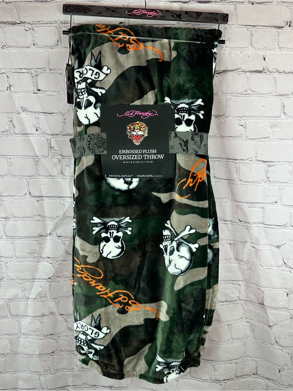 NWT Ed Hardy embossed plush Throw blanket skull Camo edgy streetwear cozy lounge